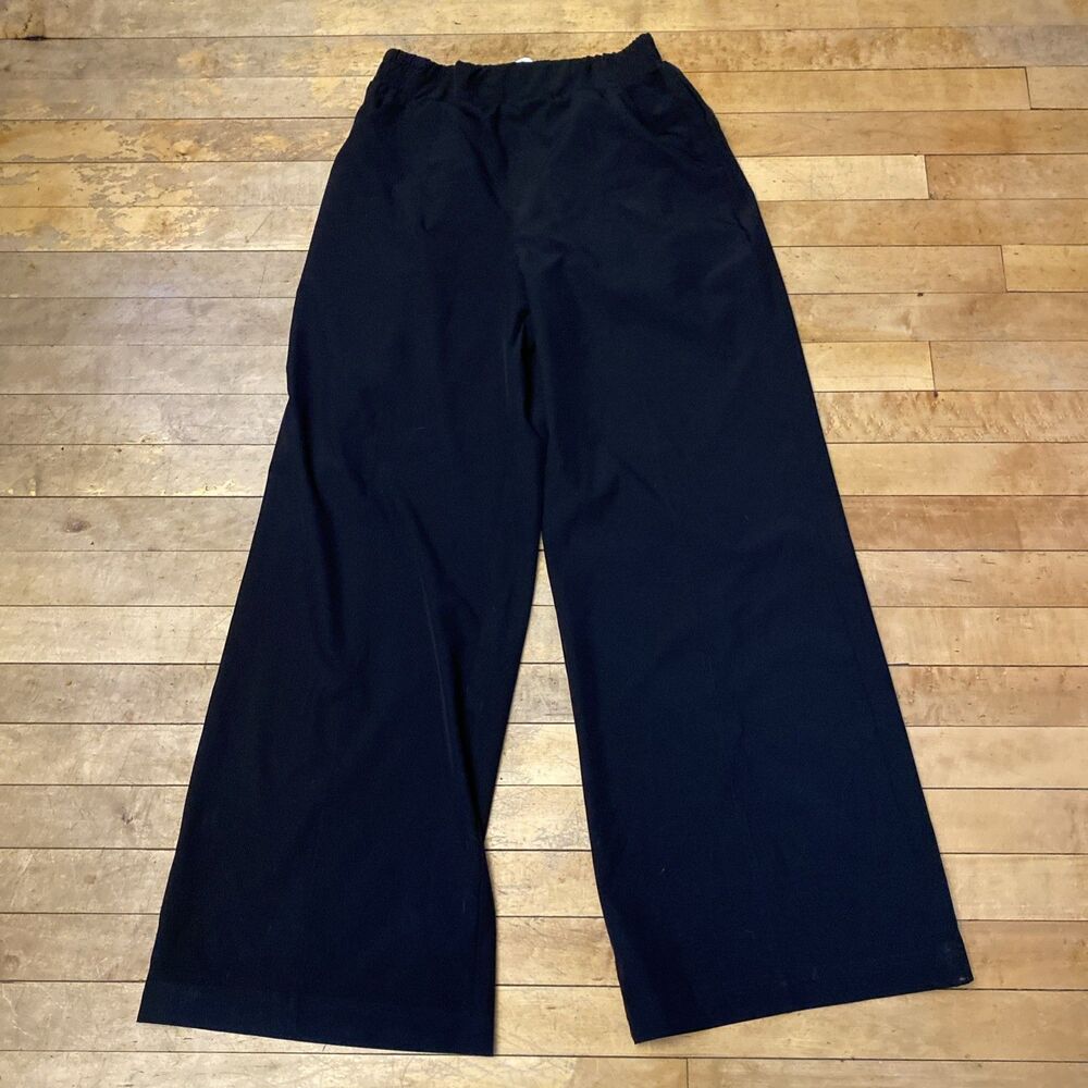 Fabletics Women’s Size Small Wide Leg Black Windpants Track Pants